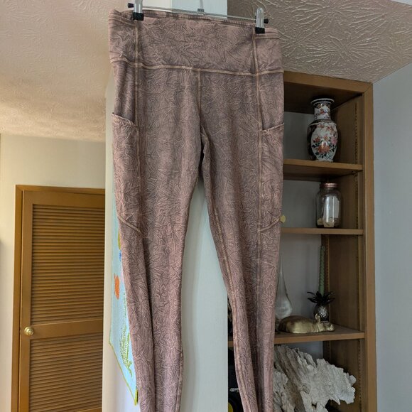 Lululemon Fast and Free Tight II 25" Ice Dye - Picture 5 of 8